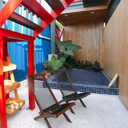 Little Ryukyu Hermit Crab Homestay 小琉球 エクステリア 写真